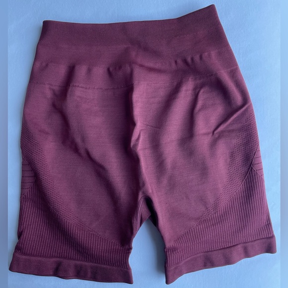 Alphalete Ozone Shorts - Picture 4 of 5